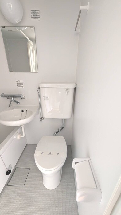 物件内観写真15　(トイレ)