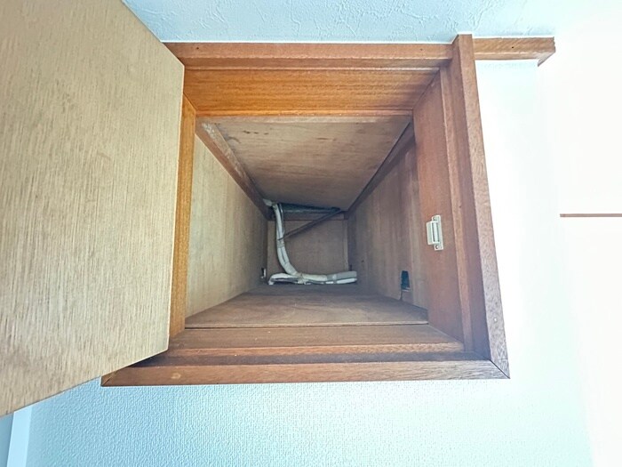 物件内観写真18　(収納)