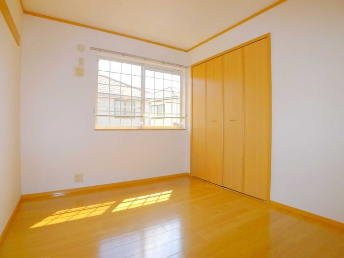 物件内観写真13　(収納)