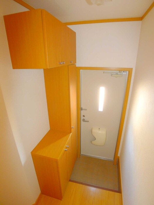 物件内観写真20　(玄関)