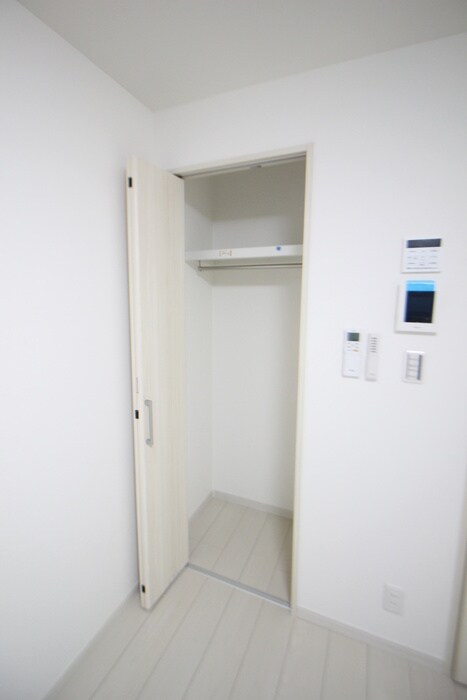 物件内観写真13　(収納)