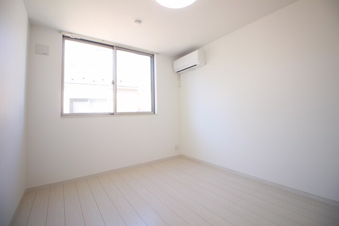 物件内観写真14　(居室)