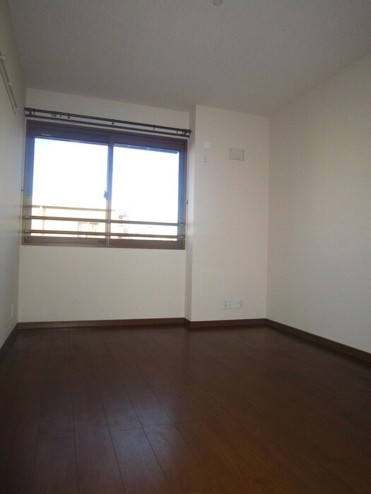 物件内観写真11　(居室)