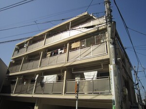 ホワイトマンション外観写真