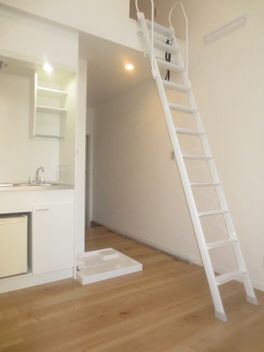 物件内観写真8　(居室)