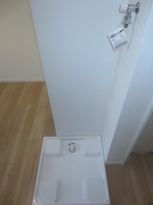 物件内観写真15　(洗濯機置場)