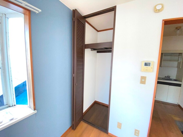 物件内観写真12　(収納)