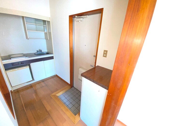 物件内観写真19　(玄関)