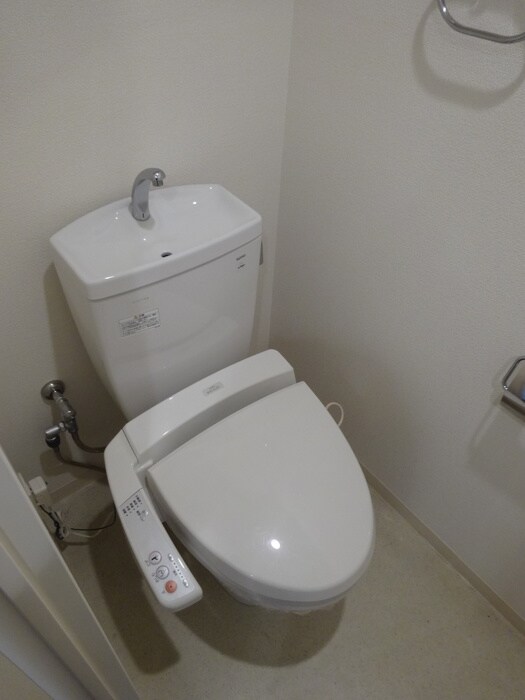 物件内観写真10　(トイレ)