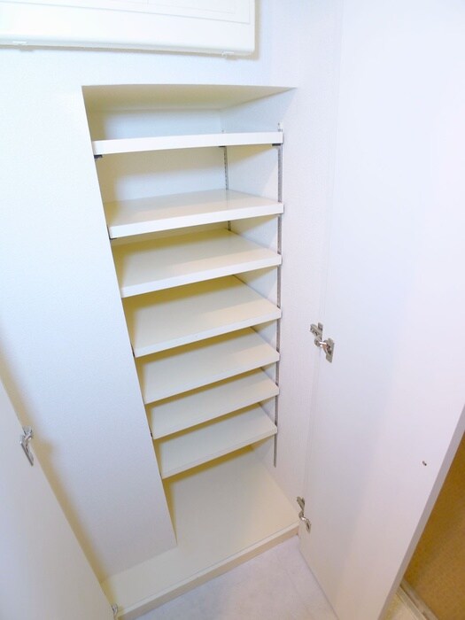 物件内観写真19　(靴箱)