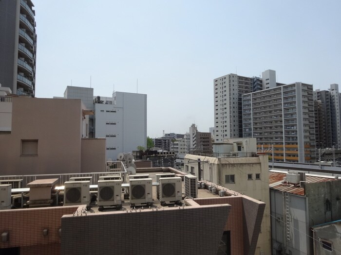 物件内観写真21　(室内からの展望)