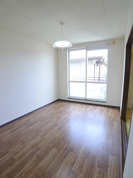 物件内観写真16　(居室)