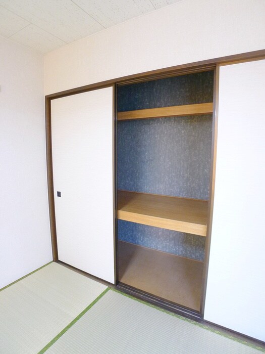 物件内観写真17　(収納)