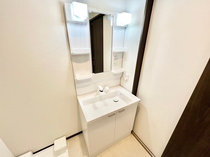 物件内観写真13　(洗面)