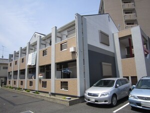 エム　カルチェ外観写真