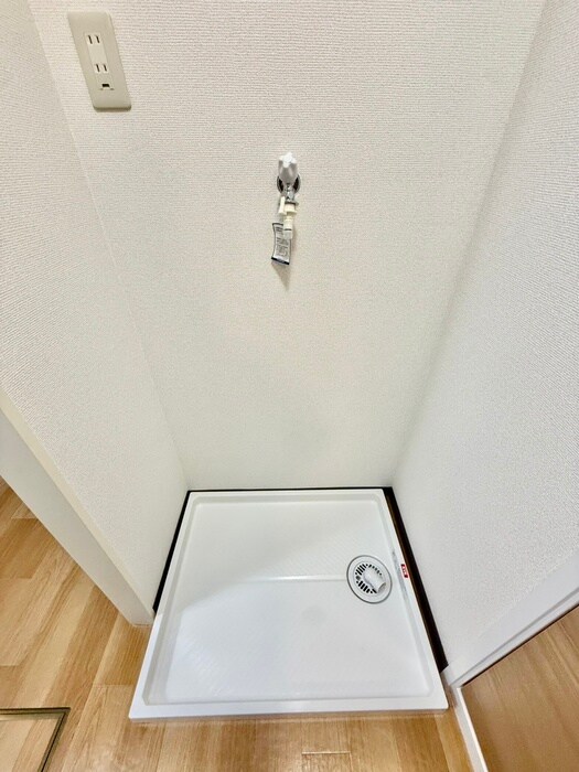 物件内観写真11　(洗濯機置場)