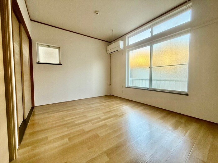 物件内観写真13　(居室)