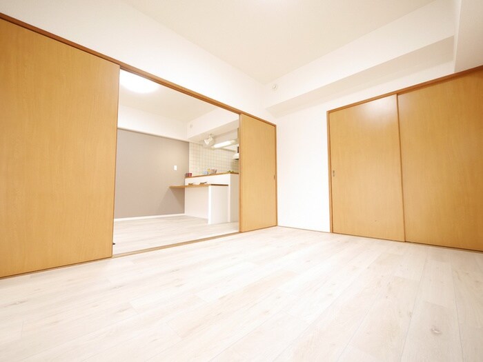 物件内観写真12　(居室)