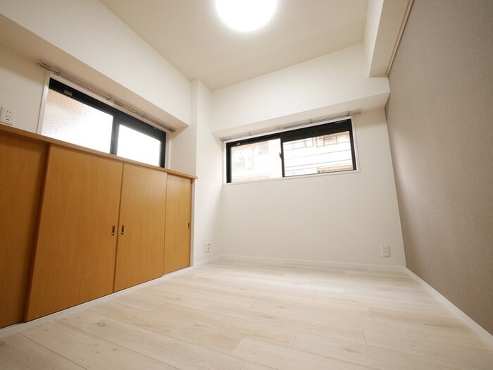 物件内観写真15　(収納)