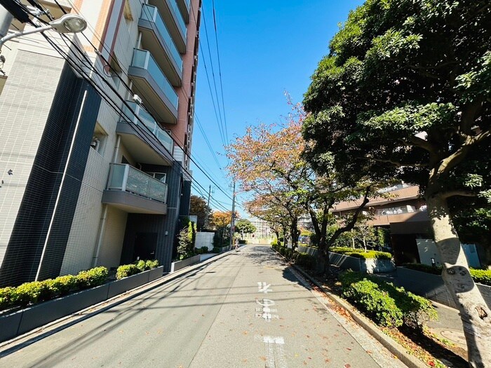 物件外観写真3　(周辺環境)