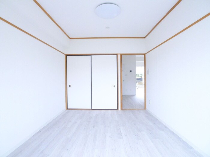 物件内観写真10　(居室)