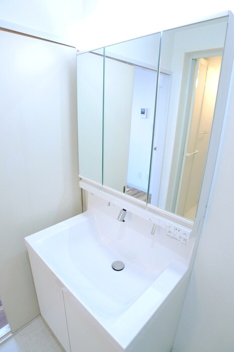 物件内観写真13　(洗面)