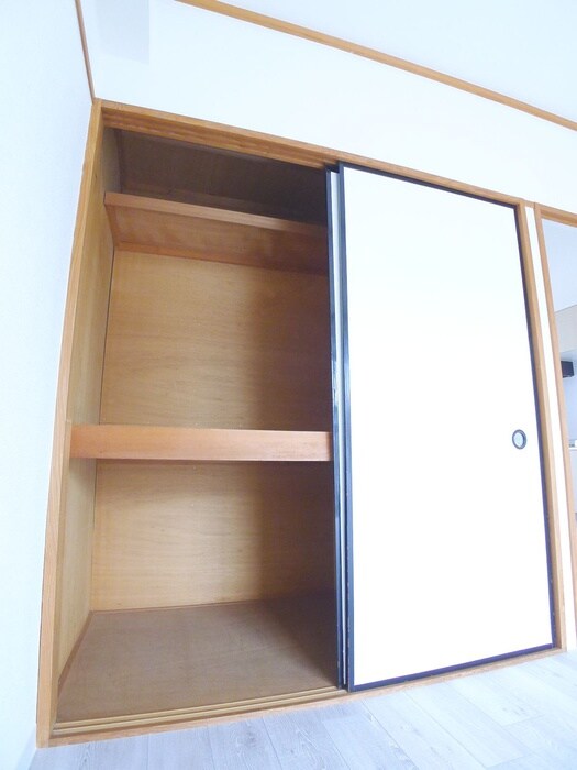 物件内観写真16　(収納)