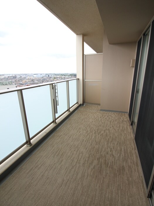 物件内観写真16　(ベランダ・バルコニー)