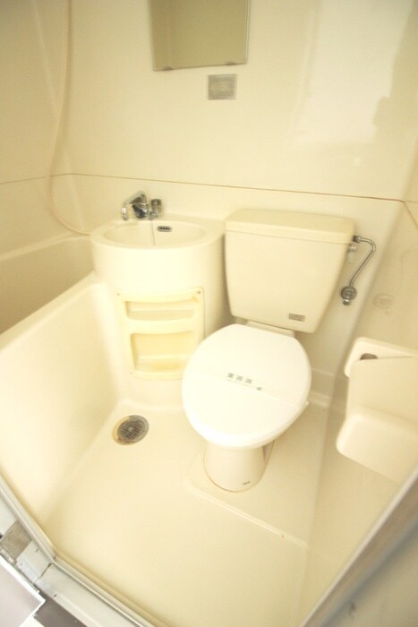 物件内観写真15　(トイレ)