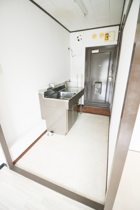 物件内観写真20　(廊下)