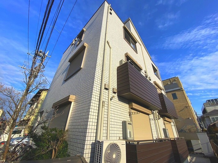 物件外観写真1　(外観写真)