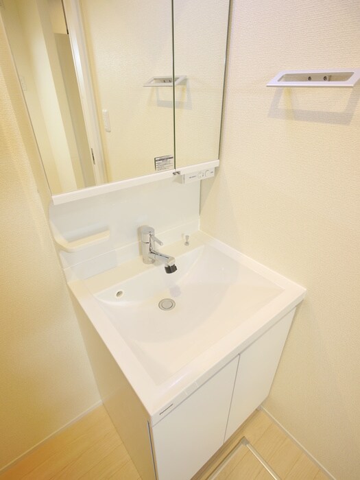 物件内観写真9　(洗面)