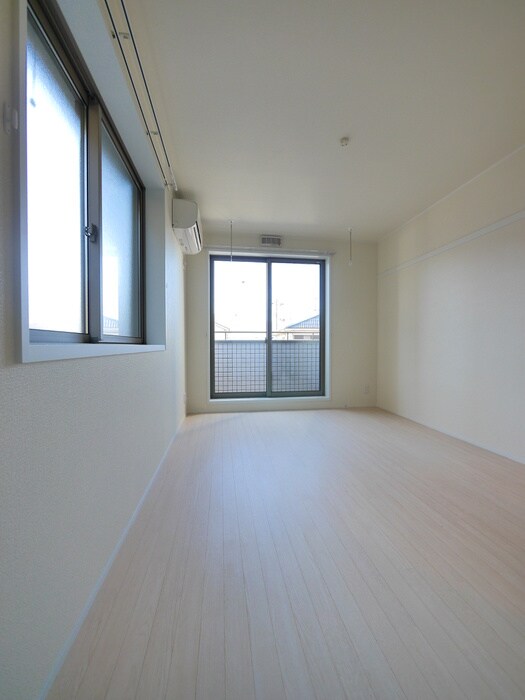 物件内観写真22　(居室)