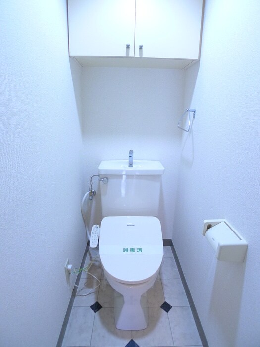 物件内観写真14　(トイレ)