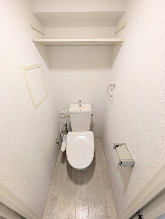 物件内観写真10　(トイレ)