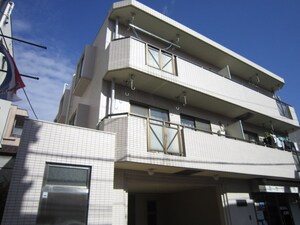 ミリオンフラッツ高井戸外観写真