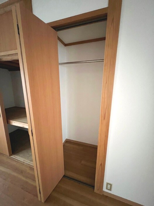 物件内観写真13　(収納)