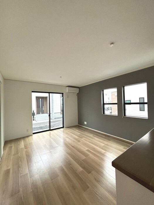 三室戸建Hの居室