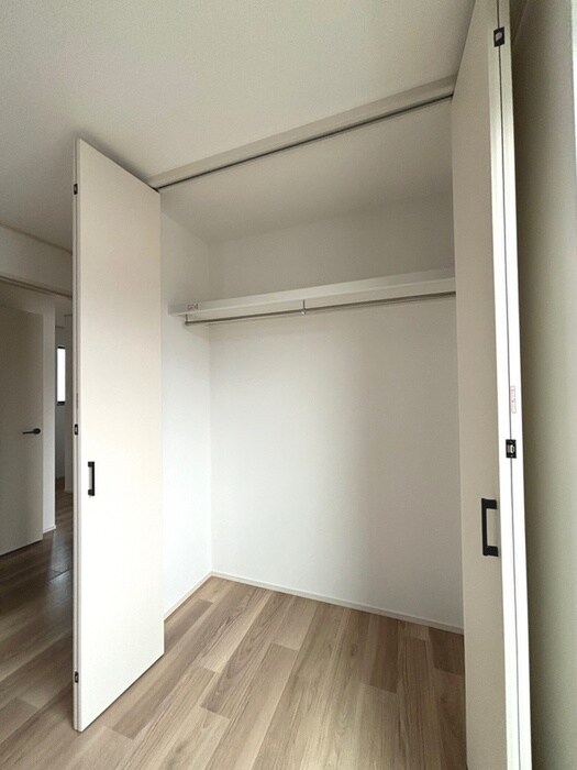 三室戸建Hの収納