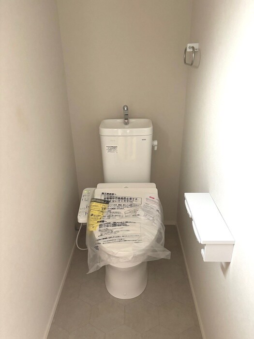 物件内観写真13　(トイレ)