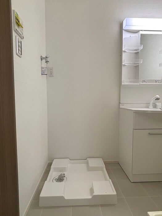 三室戸建Hの洗濯機置場