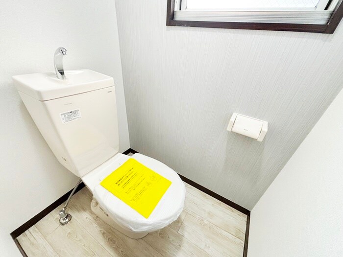 物件内観写真12　(トイレ)