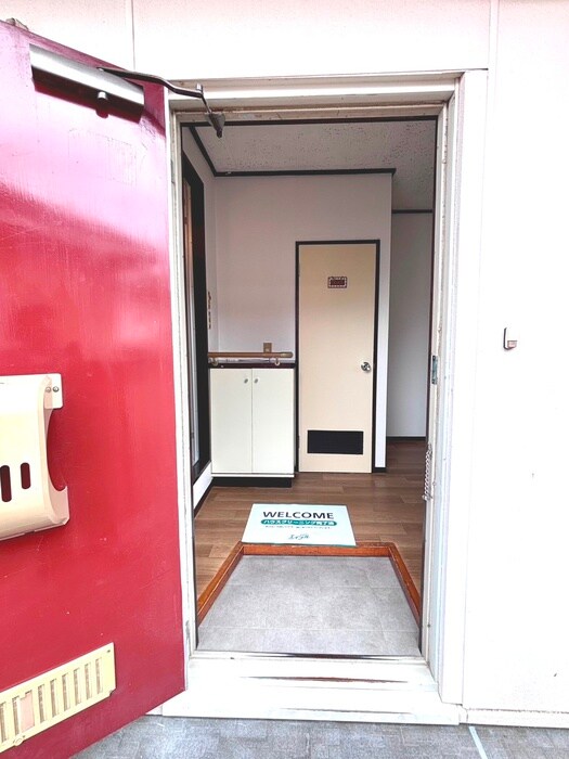 物件内観写真19　(玄関)