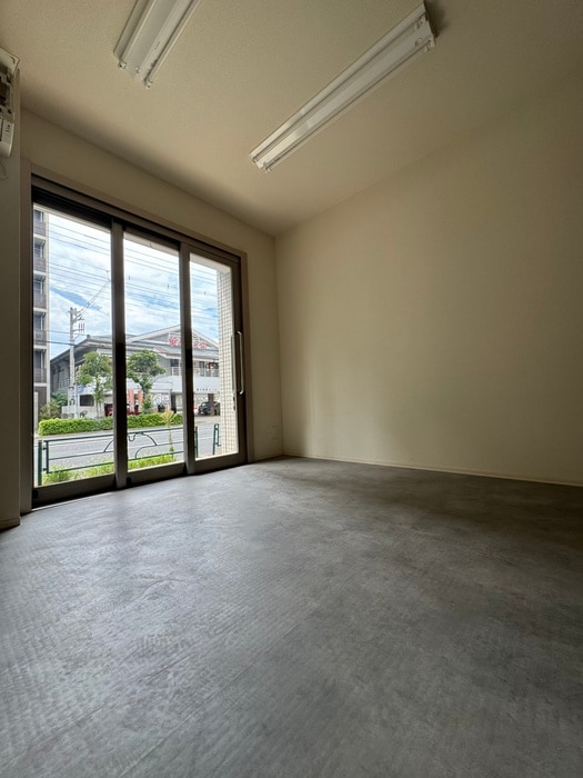 物件内観写真12　(居室)