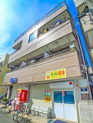 フロ－レ岩原外観写真