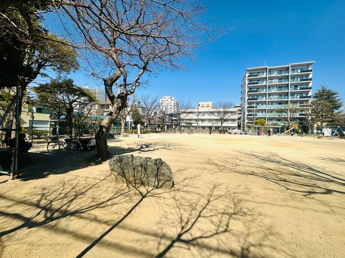 物件外観写真5　(周辺環境)