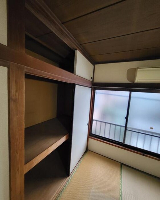 物件内観写真12　(収納)