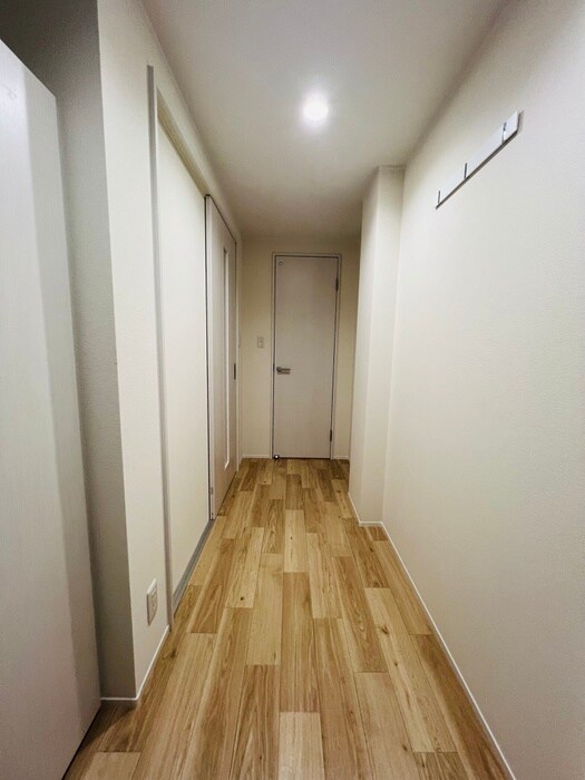 物件内観写真15　(廊下)