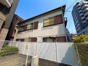 ホワイトコスモス外観写真