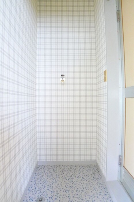 物件内観写真14　(洗濯機置場)